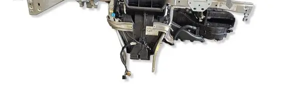 Volkswagen Golf Plus Interior heater climate box assembly 5N1820003L CZ4431604872