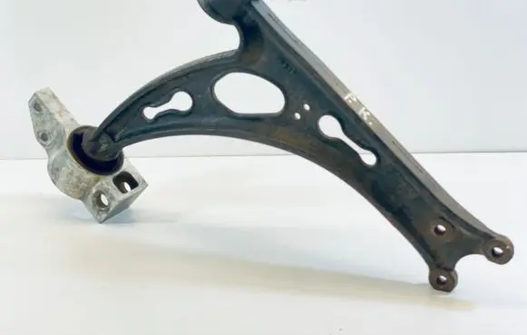 Audi A3 S3 8P Front lower control arm/wishbone 1K0407153G 1K0199231G 1K0407182