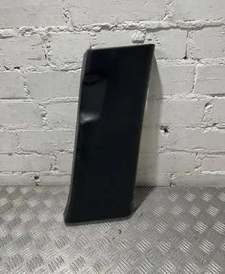 Land Rover Range Rover Sport L494 (B) pillar trim (bottom) DPLA243A52