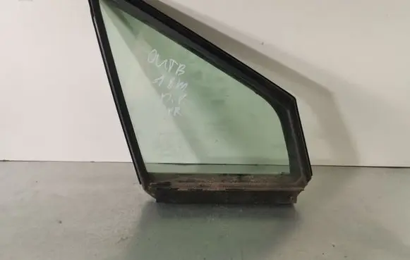 Subaru Outback (BS) Front door vent window glass four-door 43R00014