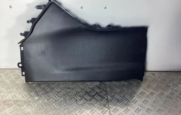 Lexus CT 200H Centre console side trim rear 5881276010