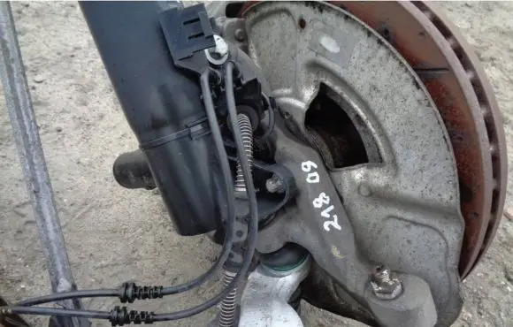 Mercedes-Benz E W212 Front wheel hub spindle knuckle