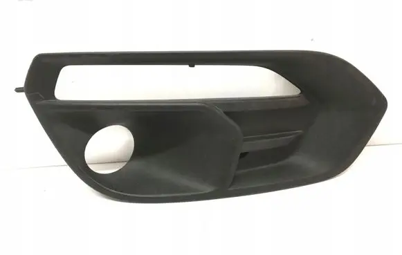 Iveco Daily 6th gen Front bumper lower grill 105802356345