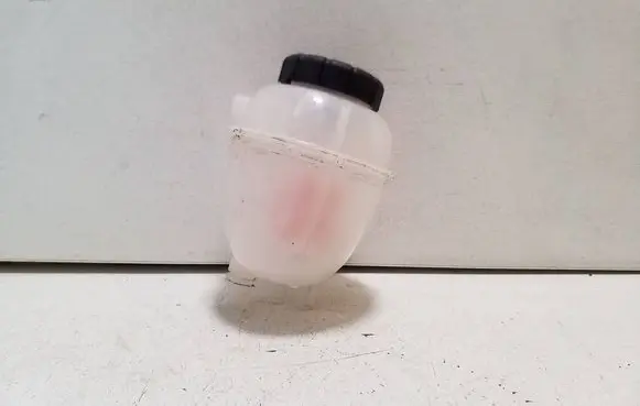 Mercedes-Benz EQC Coolant expansion tank/reservoir A2225000549
