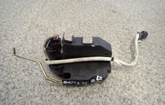 Hyundai Getz Rear door lock