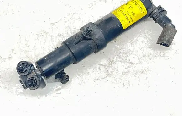 Mercedes-Benz C W203 Headlight washer spray nozzle A2038600647
