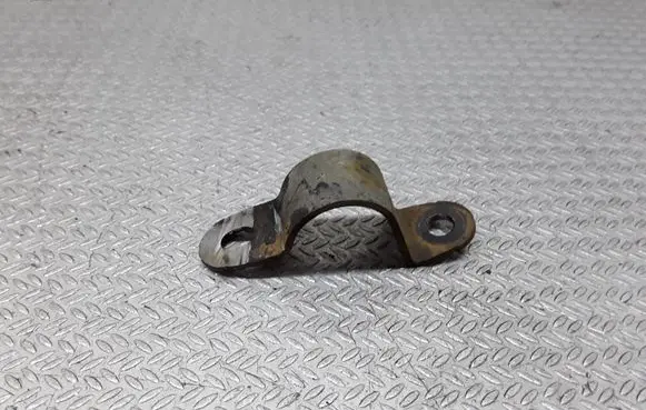 Peugeot 107 Sway bar bush bracket, front 