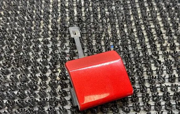 Renault Clio IV Front tow hook cap/cover 511800411R T0000135585