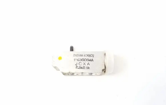 Hyundai Santa Fe Air conditioning (A/C) expansion valve 977882H000