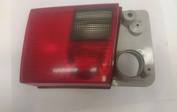 Audi A6 S6 C4 4A Tailgate rear/tail lights 4A0945094E 145590
