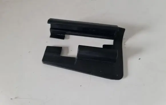 Mercedes-Benz E W213 Sliding door rail trim A2059190600