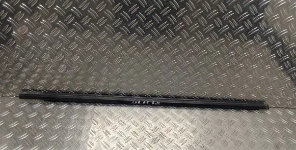 Toyota Corolla E120 E130 Front door glass trim molding