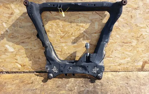 Nissan X-Trail T32 Front subframe