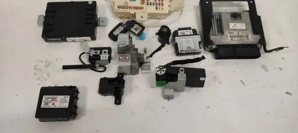 Engine ECU kit and lock set