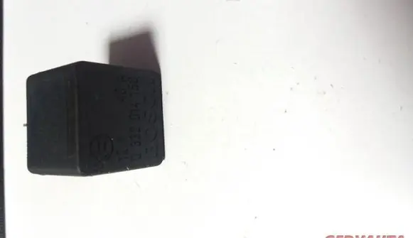 Audi A6 S6 C5 4B Other relay 431951253H
