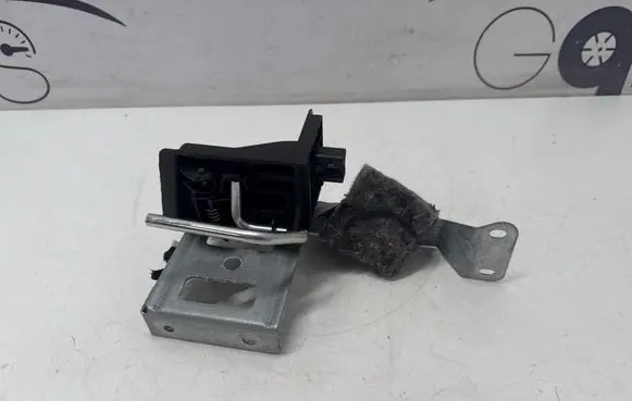 BMW X3 G01 Parcel shelf load cover mount bracket 7396582 180310