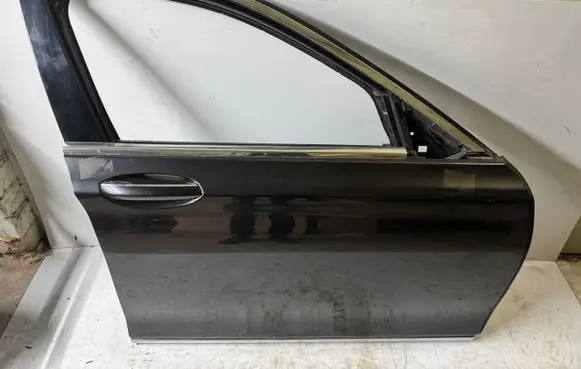BMW 7 G11 G12 Front door 7423700 41517423700