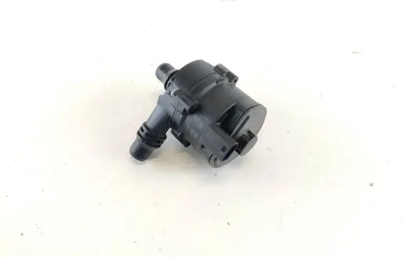 BMW 4 F36 Gran coupe Electric auxiliary coolant/water pump 8605322