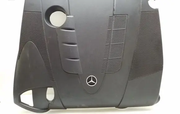 Mercedes-Benz E W212 Engine cover (trim) A6460161124