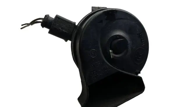 Volkswagen PASSAT B7 Horn signal A046522 3AA951206F