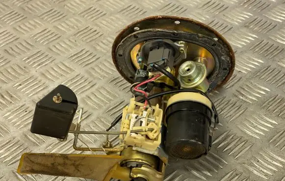 Toyota Corolla E110 In-tank fuel pump