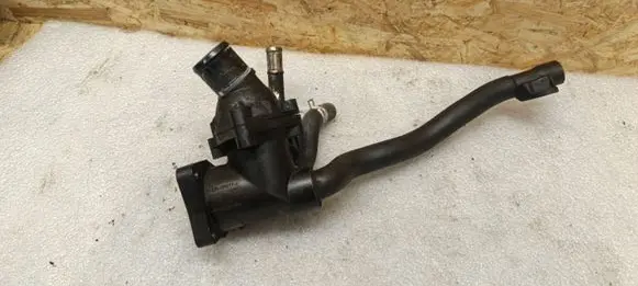 Toyota Avensis T250 Thermostat/thermostat housing 163230R011A PA66GF35