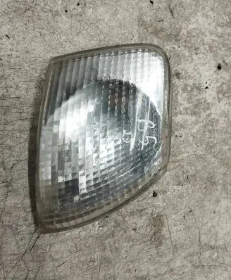 Volkswagen PASSAT B5 Front indicator light 084411516RF