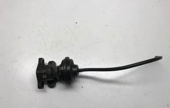 KIA Carens I EGR valve