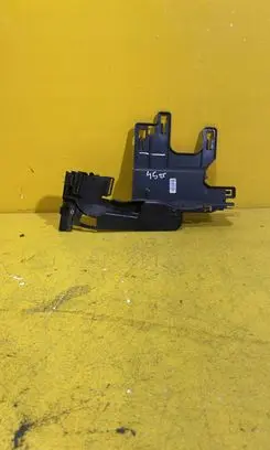 Ford Fiesta Loading door lock 8A6B21978BE