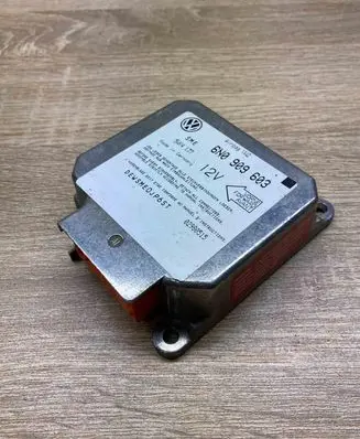 Volkswagen Golf IV Airbag control unit/module 6N0909603 5WK4137