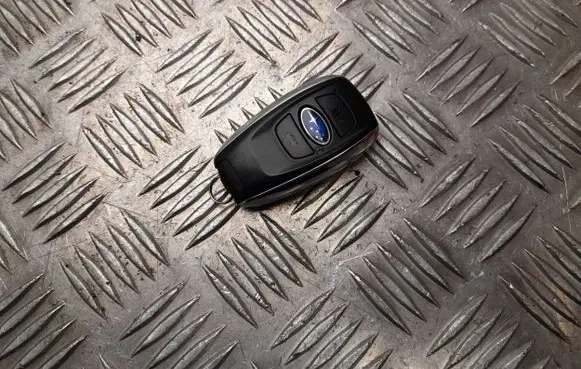 Subaru XV II Ignition key/card 2015DJ3203