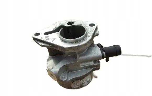 Nissan Qashqai Vacuum pump 7006730303