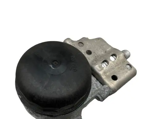 BMW 1 E81 E87 Engine oil radiator B8316000
