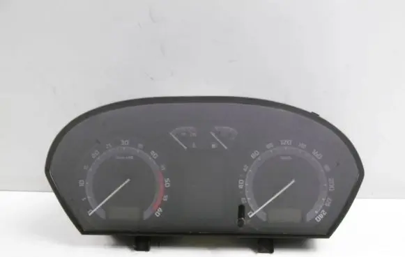Skoda Fabia Mk1 (6Y) Speedometer (instrument cluster) 6Y0920883D