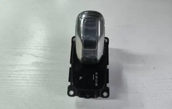 Volvo XC90 Gear shifter/selector 31325794 20160222
