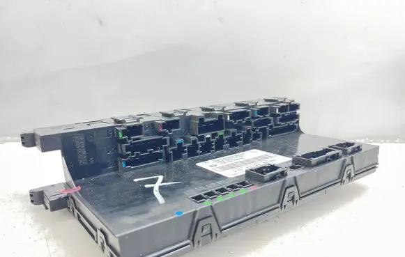 Mercedes-Benz CLK A209 C209 Fuse box set 2095451701 5DK00848665