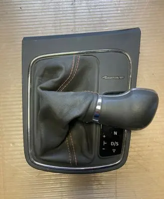 Seat Leon (5F) Gear lever shifter trim leather/knob 40956000000 5F2713203J