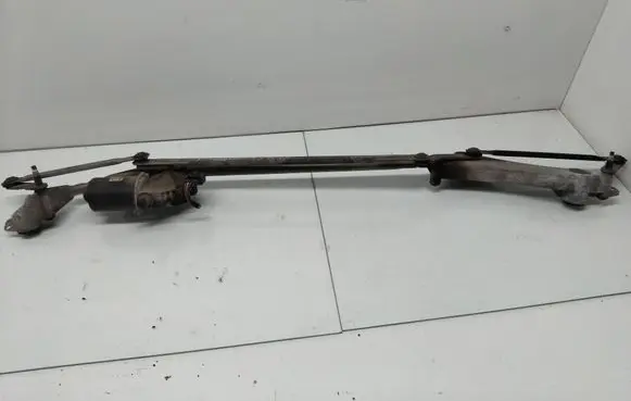 Mercedes-Benz B W245 Front wiper linkage and motor 405127 30241