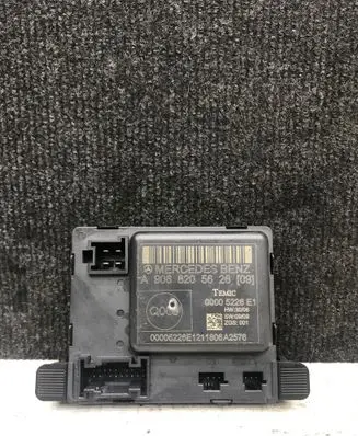 Volkswagen Crafter Door control unit/module A9068205626 A906820562609 00005226