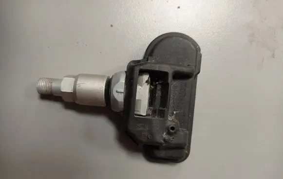 Mercedes-Benz GLC C253 Tire pressure sensor A0009050030