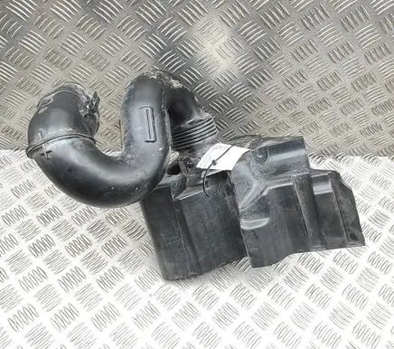 Opel Vivaro Air intake duct part 960150246R 93454204
