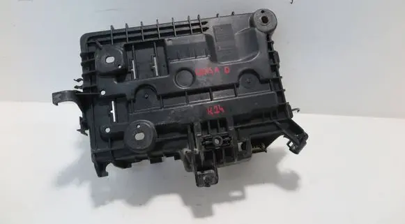 Opel Corsa D Battery tray 13235642