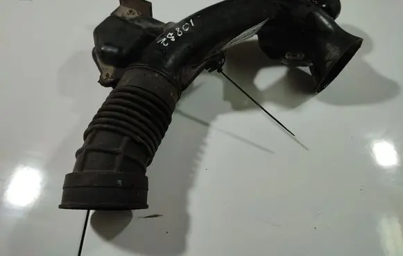 Air intake hose/pipe