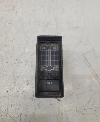 Volkswagen PASSAT B4 Differential lock switch 44391967