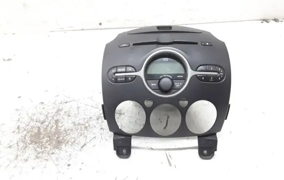 Mazda 2 Radio/CD/DVD/GPS head unit 14797629