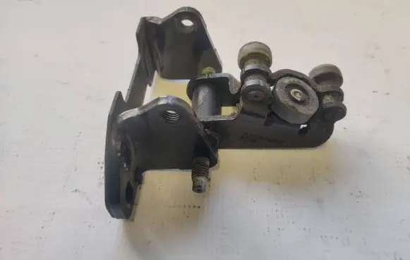 Volkswagen Crafter Sliding door middle roller runner A9067600347