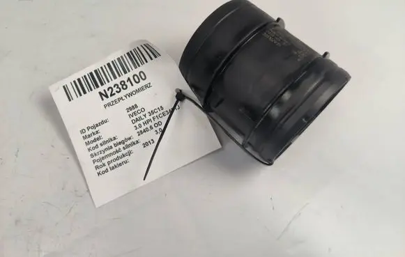 Iveco Daily 35 - 40.10 Mass air flow meter 0281006056