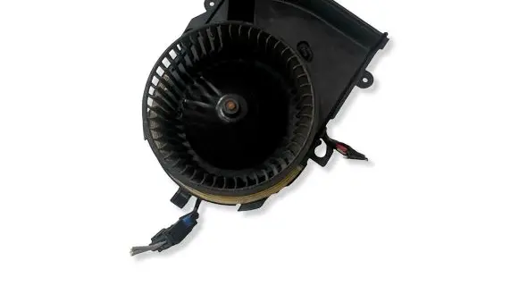 Peugeot Expert Heater fan/blower 1401366880