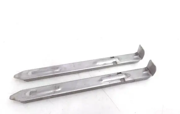 Volvo XC70 Headlight/headlamp mounting bracket 30678340