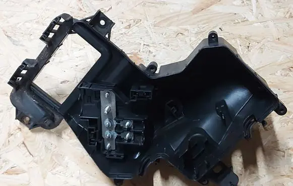 Audi A6 S6 C6 4F Fuse box set 4F0941824